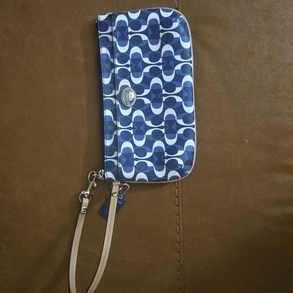 Coach corner zip wristlet